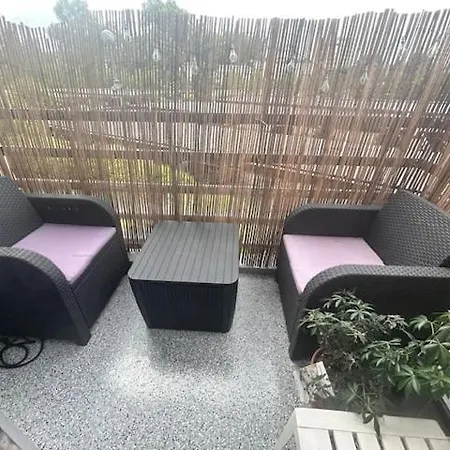 3 Cozy Rooms, 2 Steps From Bordeaux-merignac! Apartment