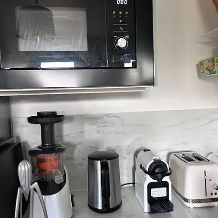 3 Cozy Rooms, 2 Steps From Bordeaux-merignac! Merignac (Gironde)
